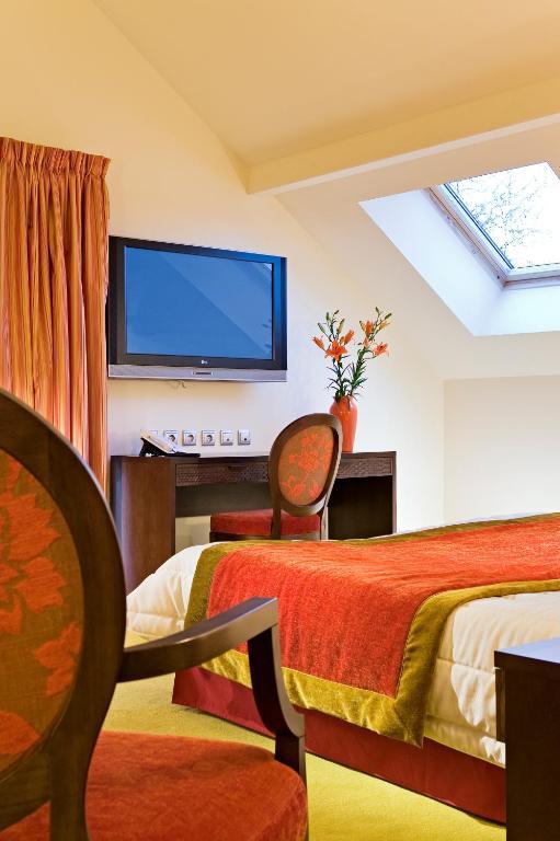 Le Clos Rebillotte Luxeuil-les-Bains Kamer foto